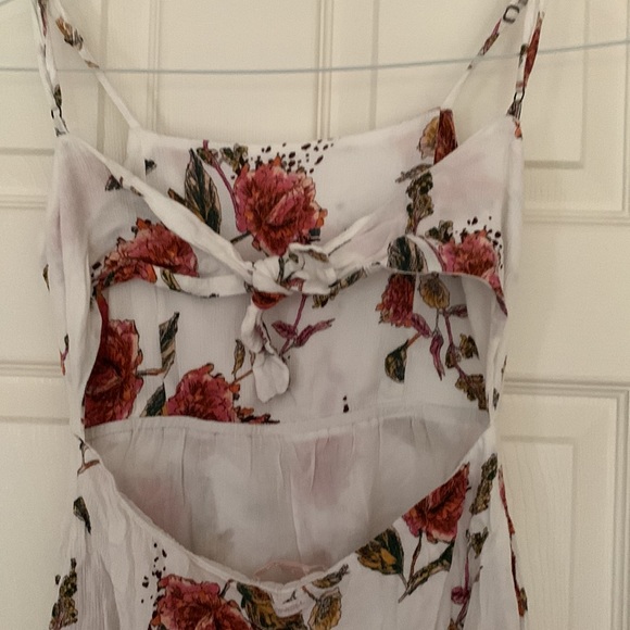 O’Neill floral dress with cutout back and tie - Picture 3 of 4